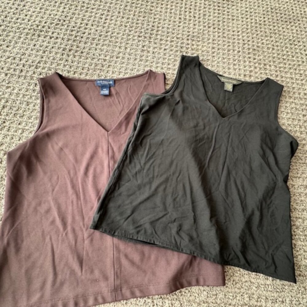 Sleeveless Shell bundle - Picture 2 of 4